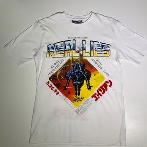 Sci-fi graphic tee by @dizmology